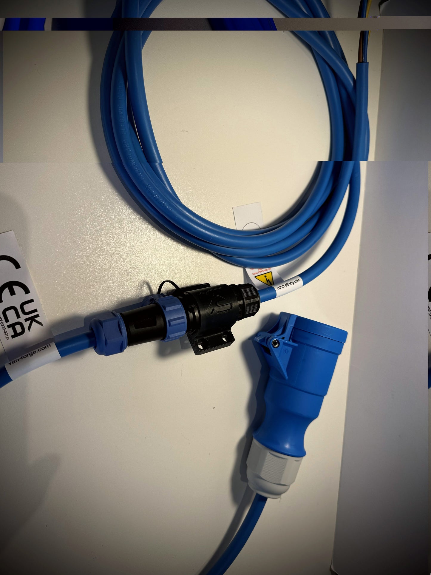 Stealth 20 amp Electric Hookup Kit (INLET / OUTLET)